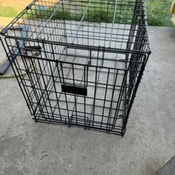 Dog Crate Missing Bottom 