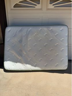 FREE!! COME GET IT!!  Bamboo FULL Mattress (Read Description)
