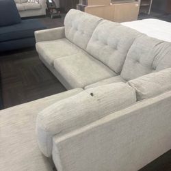Sectional/couch