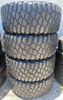 37x12.50r18 BFGOODRICH KO3 I'm selling this set of tires with 80% life left on all 4