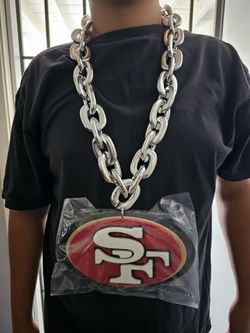 SAN FRANCISCO 49ERS BALLER 18INCH SILVER CHAIN 8INCH FOAM 3D LOGO REPRESENT