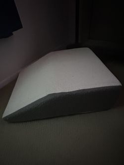 Wedge Pillow