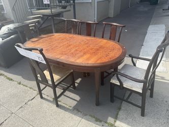 Solid Wood, Mahogany Extendable Dining Table