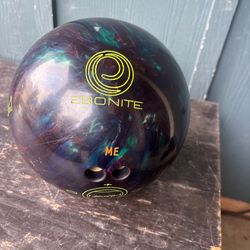 Ebonite Maxim Bowling Ball Purple Marble Swirl 10 LB