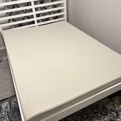 Full-Size Bed Set W/ Mattress And slates - Ikea