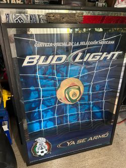 Lla Se Armo Mexico vintage Bud light frame