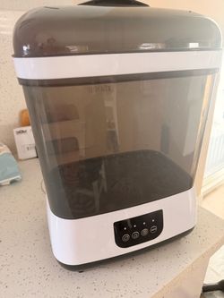Baby Bottle sterilizer and dryer