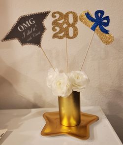 Graduation centerpiece