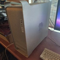 Apple Mac Pro 1,1 (2006) A1186 2x Intel Xeon Dual Core 3.0 GHz Untested