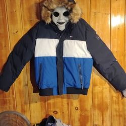 Tommy Hill Figure L Coat