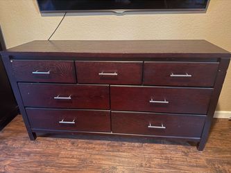 Dark  Wood 7-Drawer Dresser