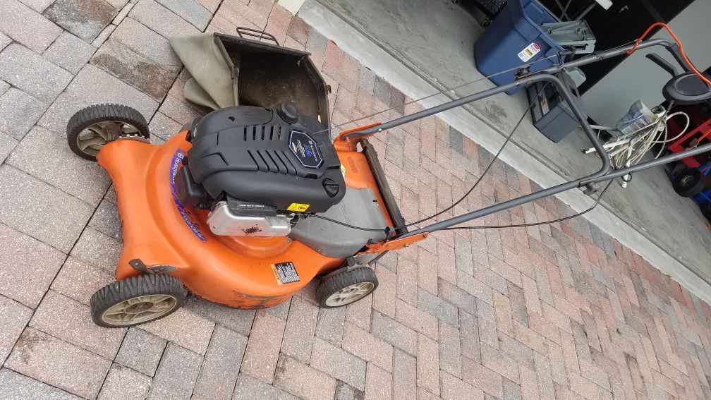 Husqvarna 7.0 lawn mower deals
