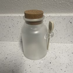 100 Frost Plastic 10oz Canisters With Cork Top And Wood. Spoon