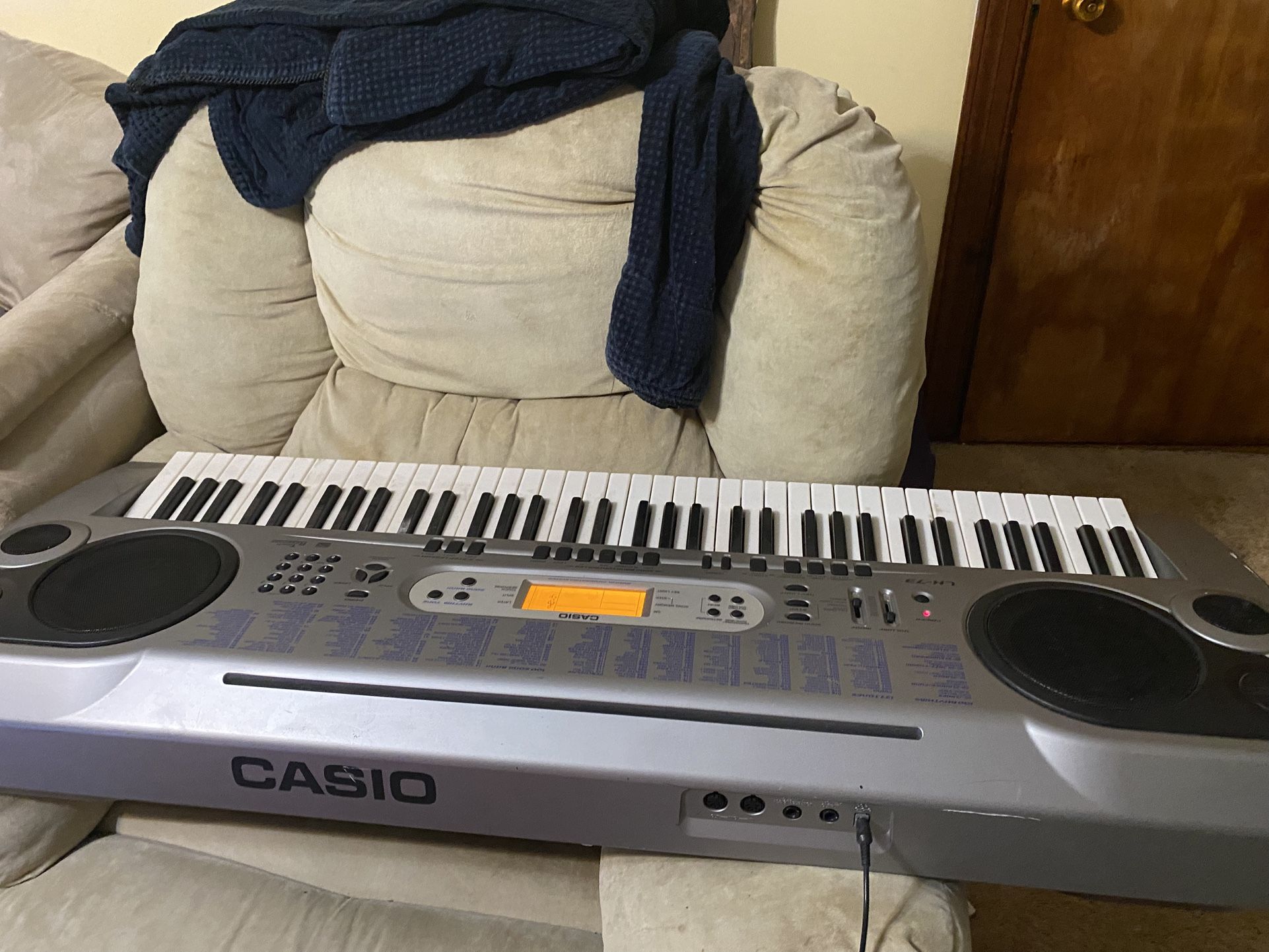 Casio LK - 73 keyboard Works