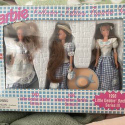 Barbie Collectors Edition Figurine set