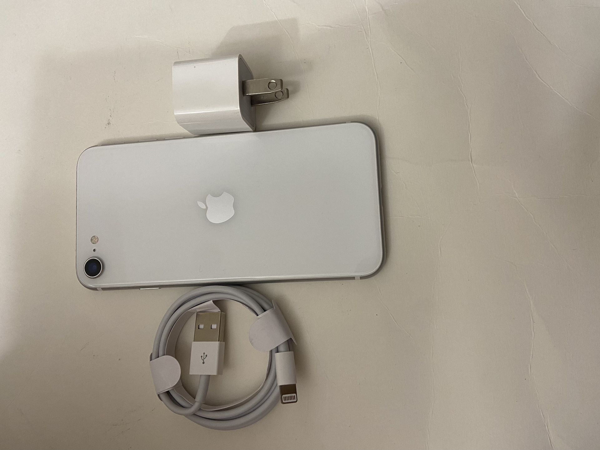 iPhone SE 2nd Gen 64 Gb Factory Unlocked (firm Price)