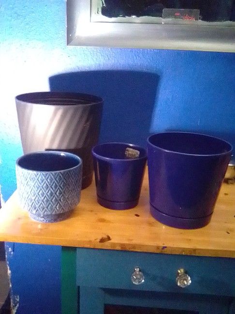 Trendspot Gardening Pots