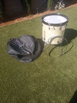 18" Slingerland Bassdrum/Floor Tom