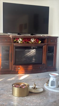 Tv stand