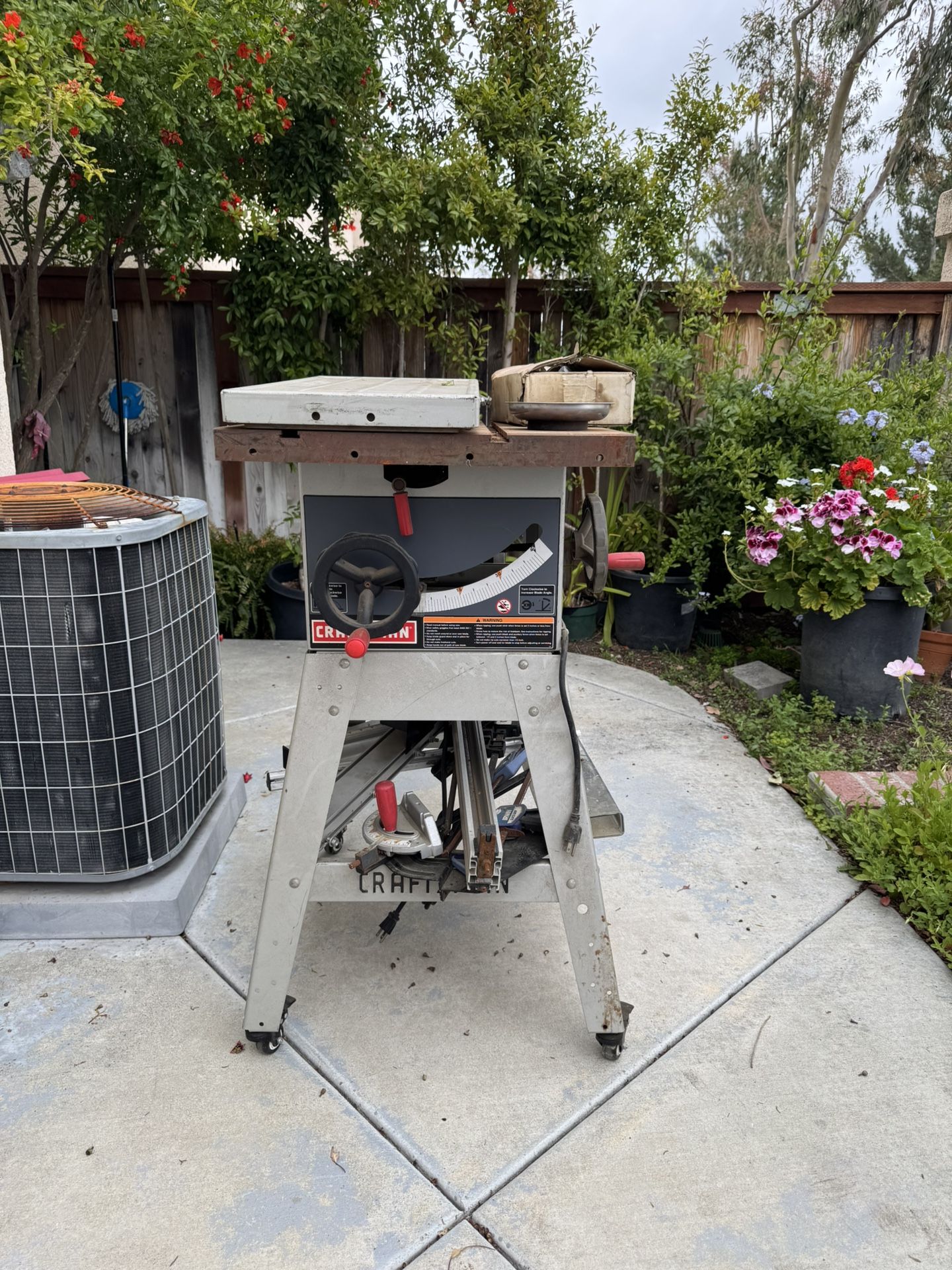 Craftsman 10 in. Stationary Table saw