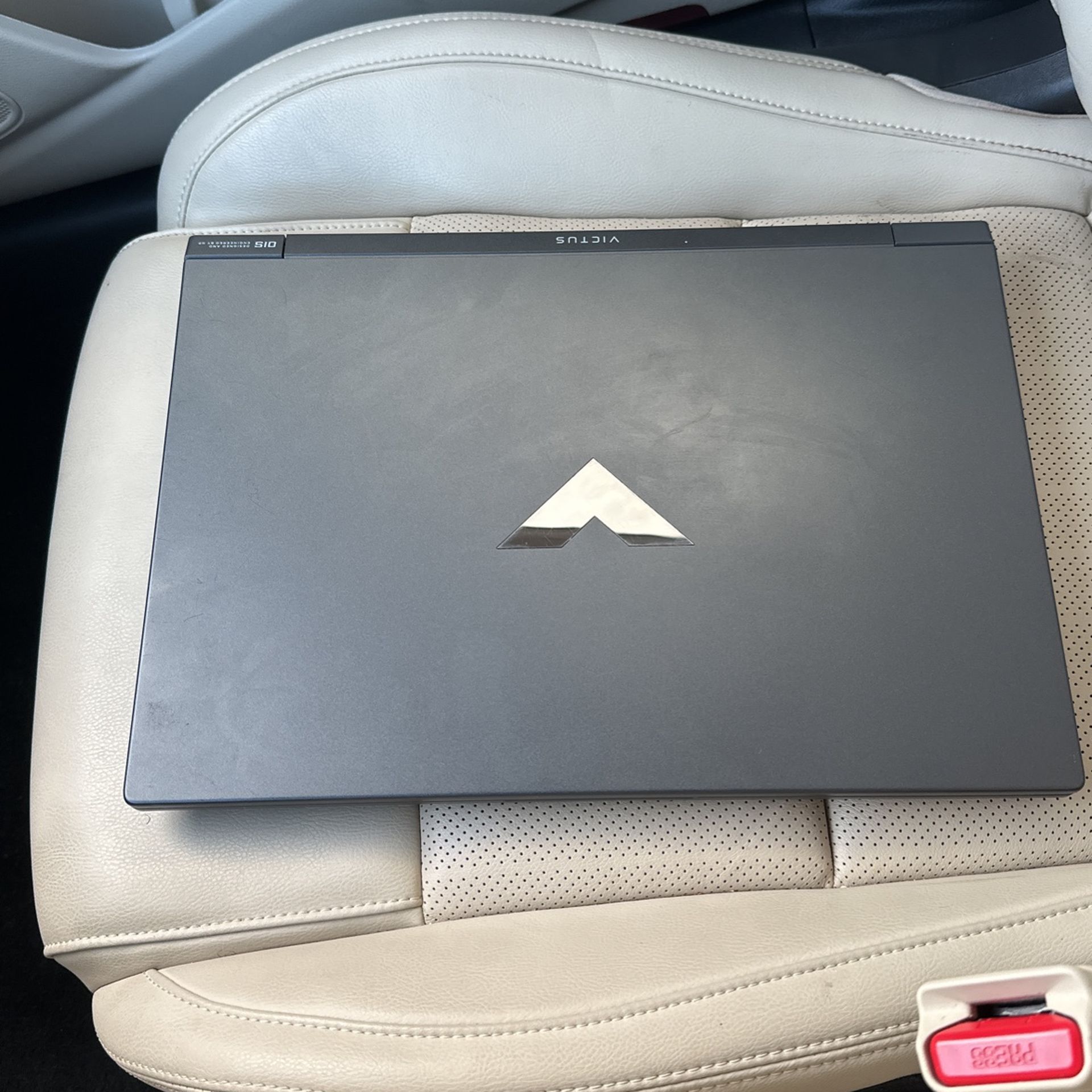 HP Victus 15.6" 144Hz Gaming Laptop - Intel Core i5-12450H - 16GB RAM - 512GB SSD - Nvidia RTX 3050 – Silver (15-fa0012tg)