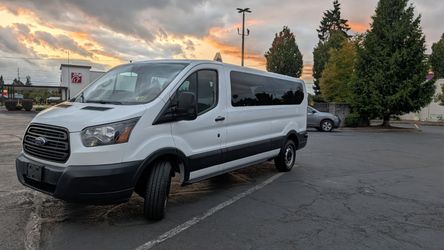 2018 Ford Transit-350