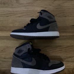 Size 3.5-Air Jordan 1 Retro High OG Palomino