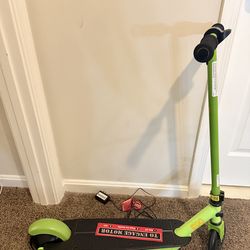 E90 Razor electric scooter