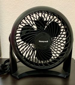 Honeywell Black Table Fan