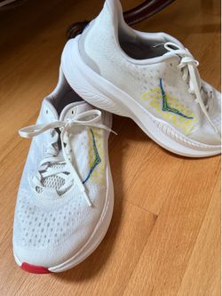 Hoka Men’s Shoes Size 12D Mach6