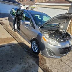 2012 Mazda Mazda5