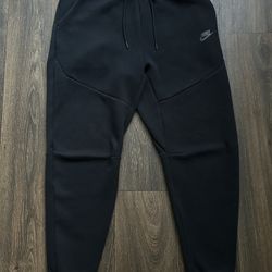 Nike Tech Fleece Joggers Sweatpants 