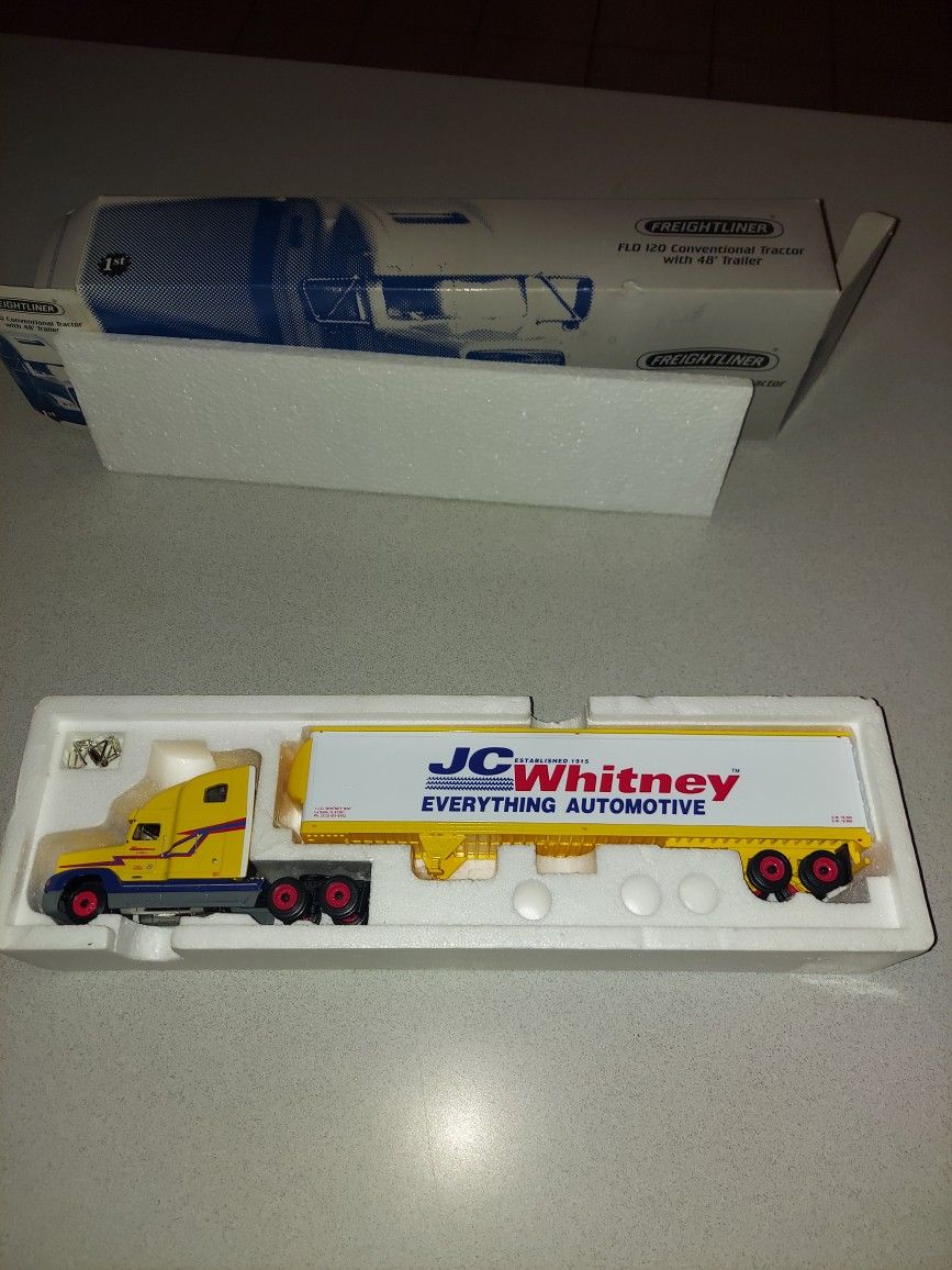 VINTAGE 1997 JC WHITNEY FREIGHTLINER FLD 120 CONVENTIONAL TRACTOR TRAILER FROM 1ST GEAR IN STYROFOAM & BOX