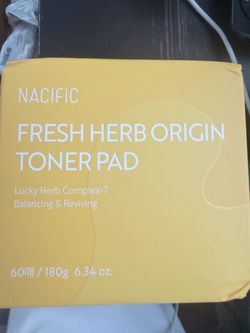 Nacific Fresh Herb Origin Toner Pad Brand new, sealed