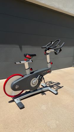 Life Fitness Lifecycle GX Indoor Cycle
