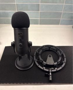 Blue Yeti USB Microphone with Shock Mount