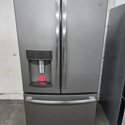 36in ge French door refrigerator nice and clean Financing available