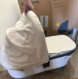 NEW! Uppababy V3 Bassinets Jake or Oat