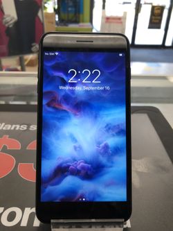 Factory unlocked iPhone 7 32gb, store warranty