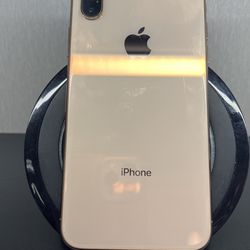 iPhone XS 64GB Factory Unlocked