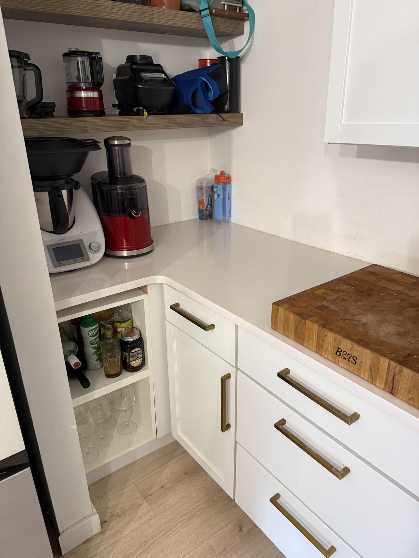 Kitchen Cabinet Plus Stone Counter Top