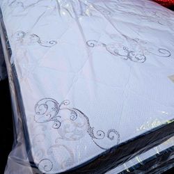 Eastern king $240 ,california king $240 ,Queen $200, full $185,  twin $155 mattress and box spring set < delivery available > Hablo español