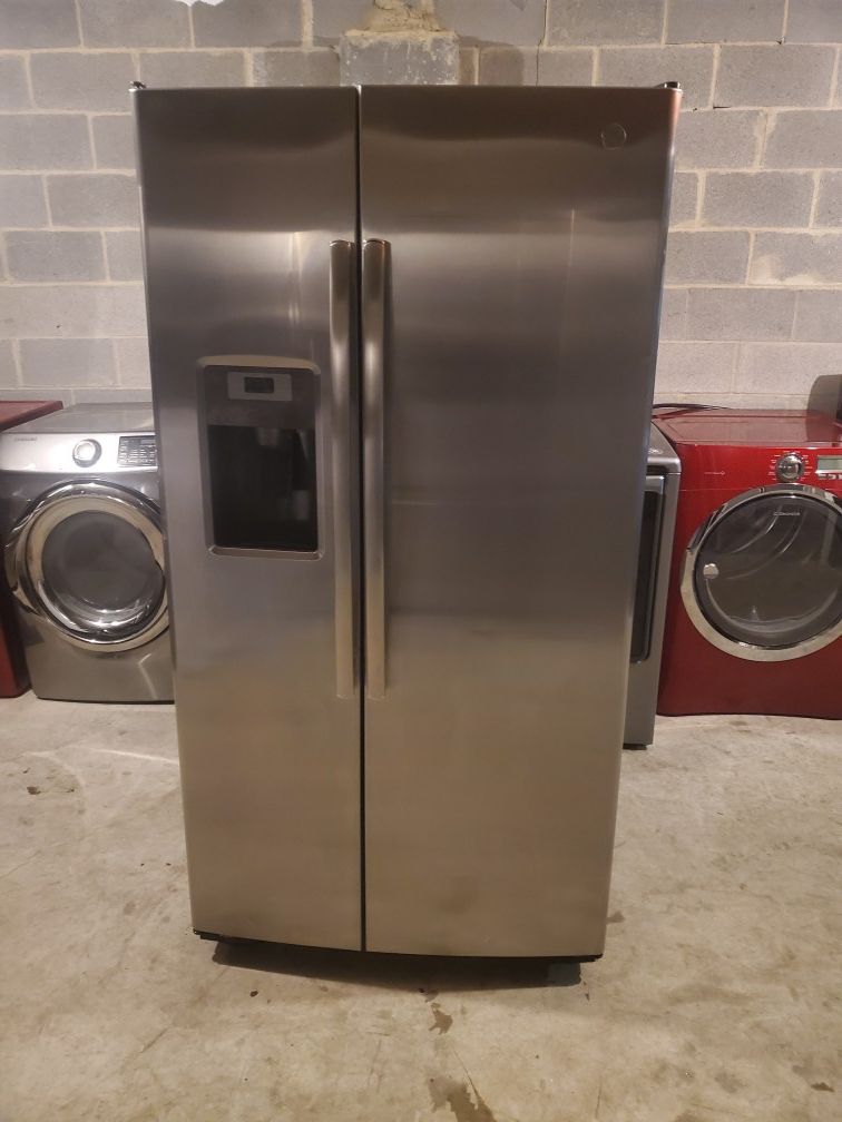 GE Refrigerator 36inches