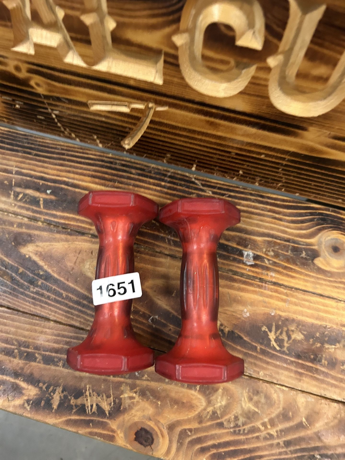 Set Weights. 2,5lbs Each