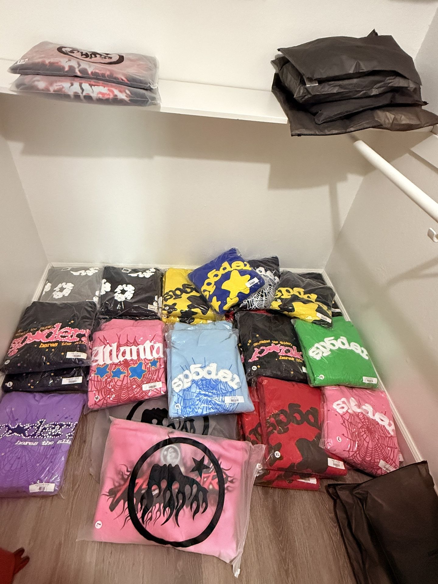 π·οΈ Sp5der, Denim tear & Hellstar HEAT in Fresno β Best Prices, No Cap πΈ