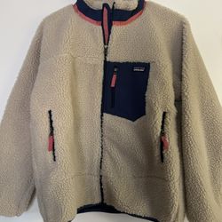 Patagonia Women’s Fleece Jacket 