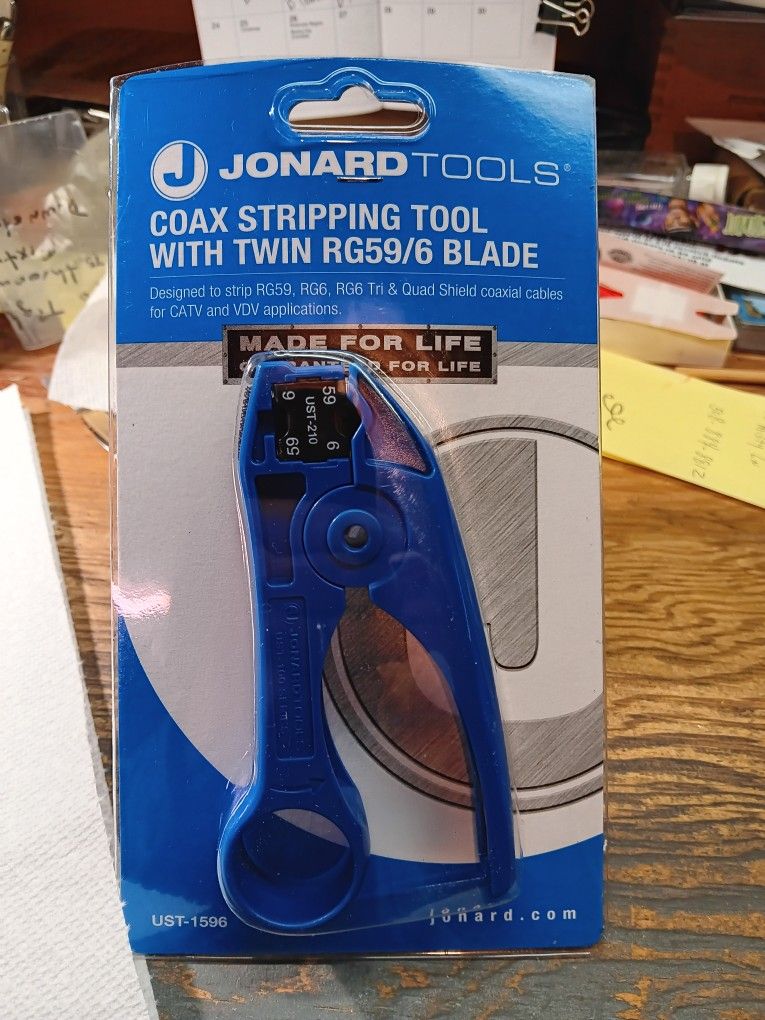 Coax Stipping Tool