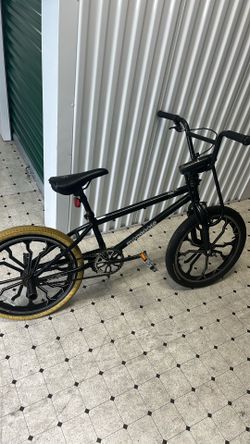 Mongoose bike