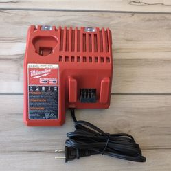 Milwaukee M12 M18 Charger