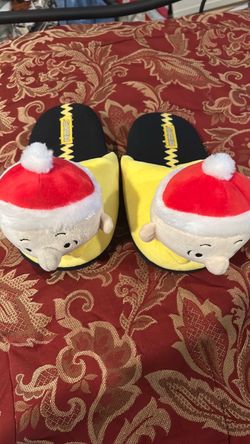 Peanut Slippers Adult